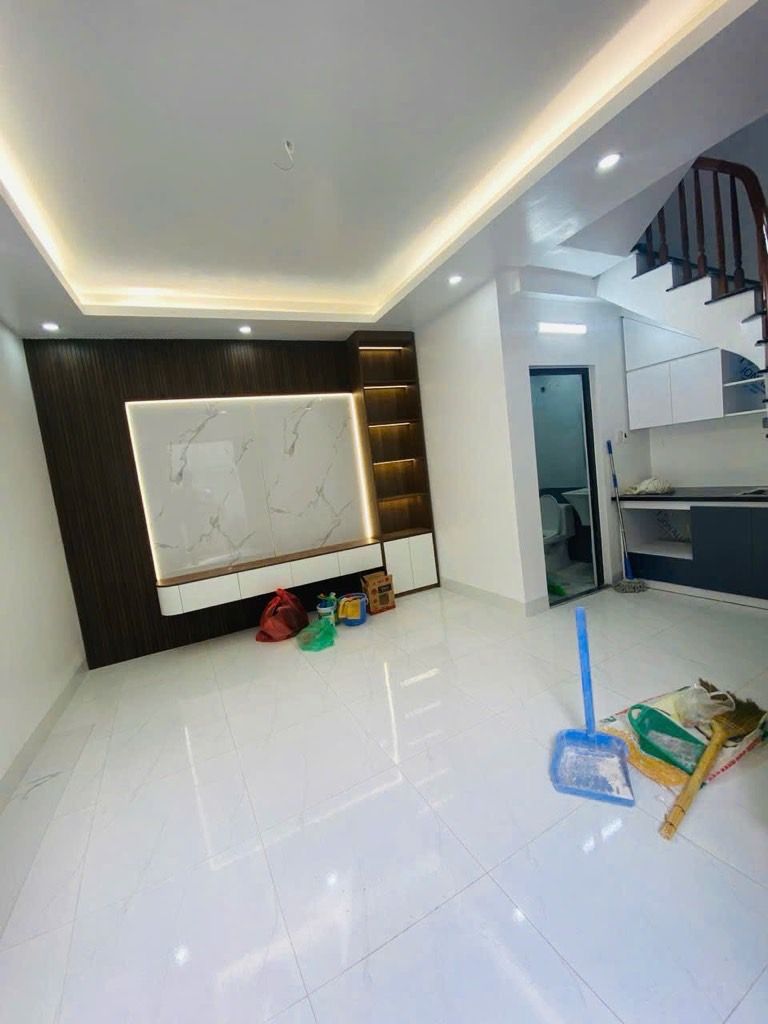 Bán nhà Tân Khai - diện tích 25m2 3 tầng - ô tô đỗ cửa - giá 2,6 tỷ