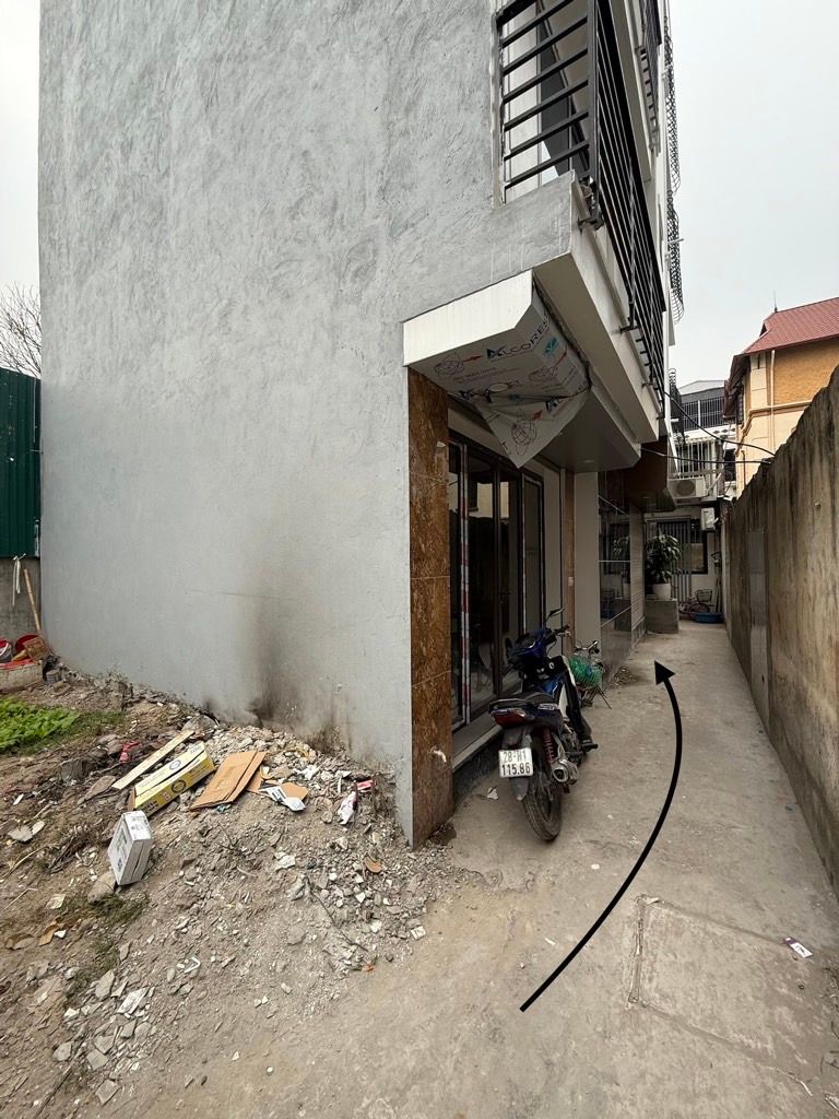 Bán nhà Thuý Lĩnh - diện tích 30m2 5 tầng - Lô góc - giá 5,98 tỷ