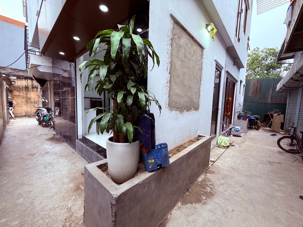 Bán nhà Thuý Lĩnh - diện tích 30m2 5 tầng - Lô góc - giá 5,98 tỷ