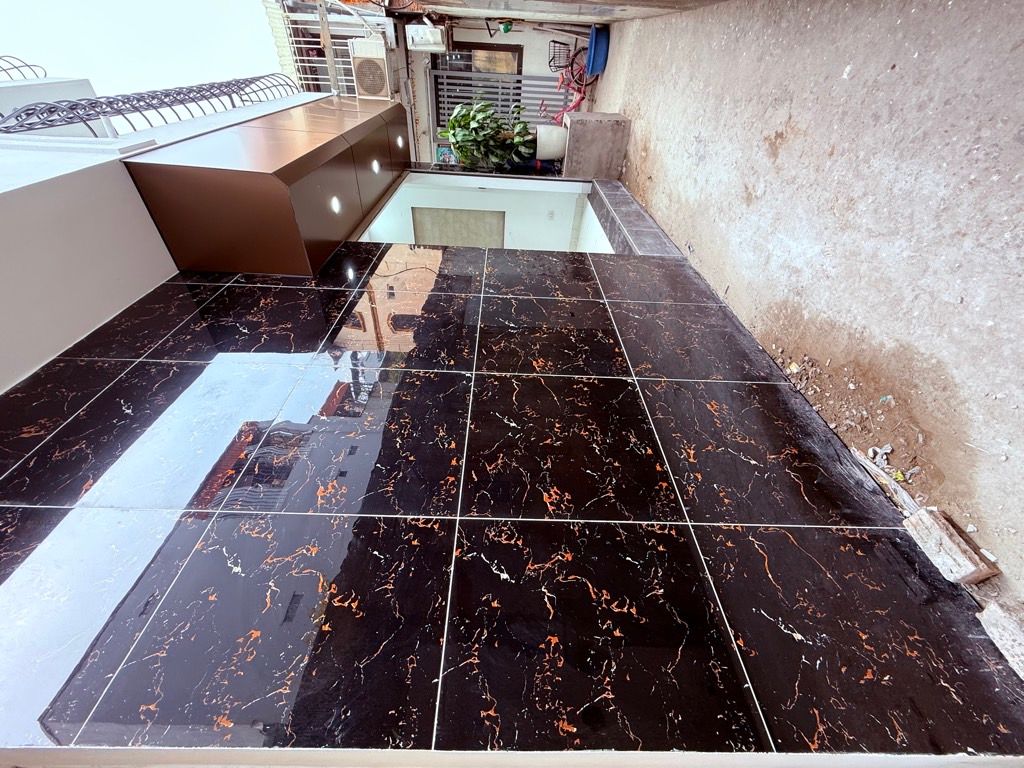 Bán nhà Thuý Lĩnh - diện tích 30m2 5 tầng - Lô góc - giá 5,98 tỷ