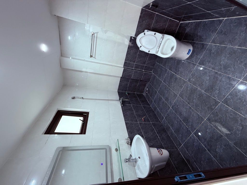 Bán nhà Thuý Lĩnh - diện tích 30m2 5 tầng - Lô góc - giá 5,98 tỷ