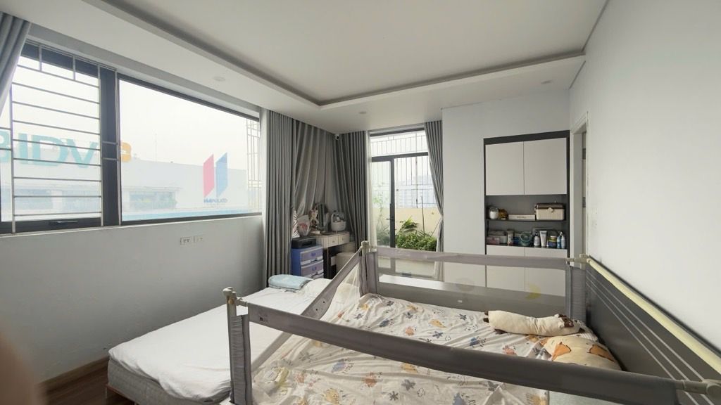 Bán nhà Nguỵ Như Kon Tum - diện tích 165m2 23 tầng - Lô góc 3 thoáng - giá 18,3 tỷ