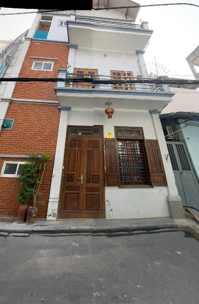 Bán nhà phố Sài Đồng 41,7m2 x 3 tầng, Q. Long Biên – Giá 12,5 tỷ