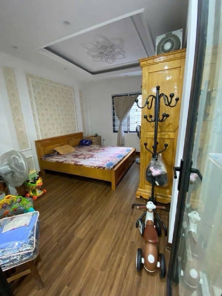 Bán nhà Phan Đình Giót - diện tích 37.8m2 5 tầng - Ô tô tránh - giá 11,7 tỷ