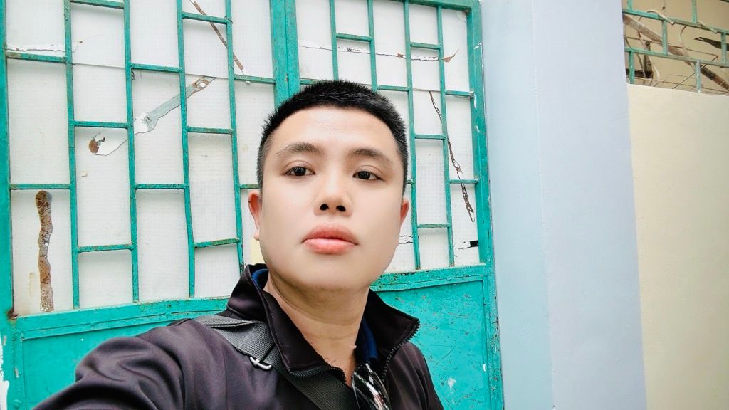 Bán nhà Nguyễn Khoái - diện tích 40m2 2 tầng - Đủ công năng - giá 4,5 tỷ