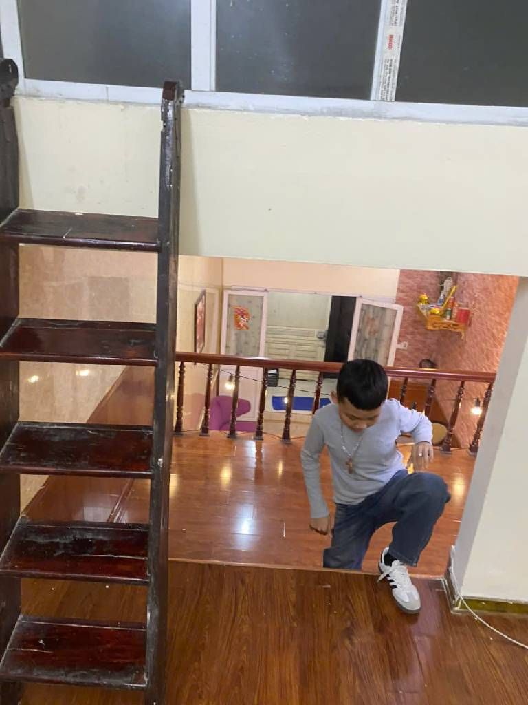 Bán nhà Tân Khai - diện tích 40.7m2 3 tầng - Nhà đẹp hiếm có - giá 3.7 tỷ