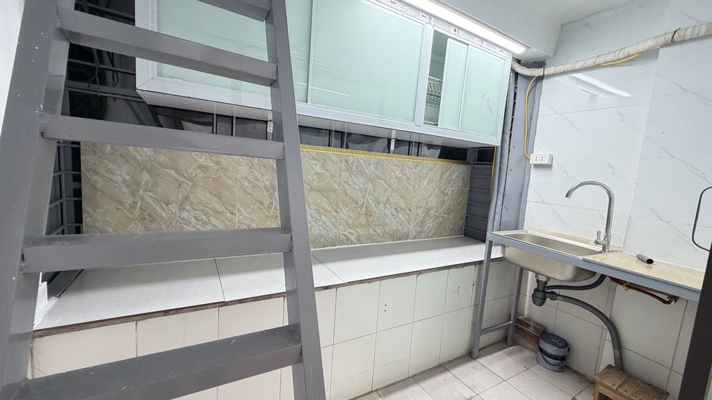 Bán nhà Tân Mai - diện tích 15m2 6 tầng - Ngõ thông phân lô - giá 3,15 tỷ