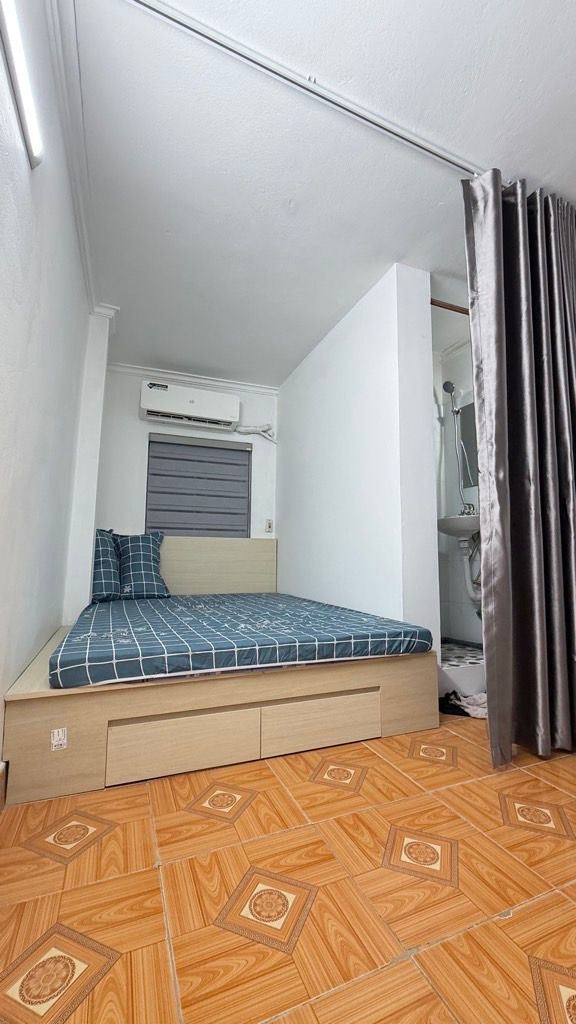 Bán nhà Tân Mai - diện tích 15m2 6 tầng - Ngõ thông phân lô - giá 3,15 tỷ