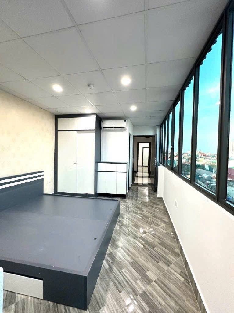 Bán nhà Ngọc Hồi - diện tích 67m2 6 tầng - ô tô đỗ cửa - giá 14,5 tỷ