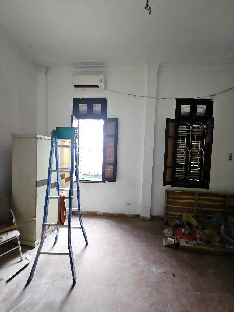 Bán nhà Đông Thiên - diện tích 52.8m2 5 tầng - Mặt tiền to - giá 9,8 tỷ