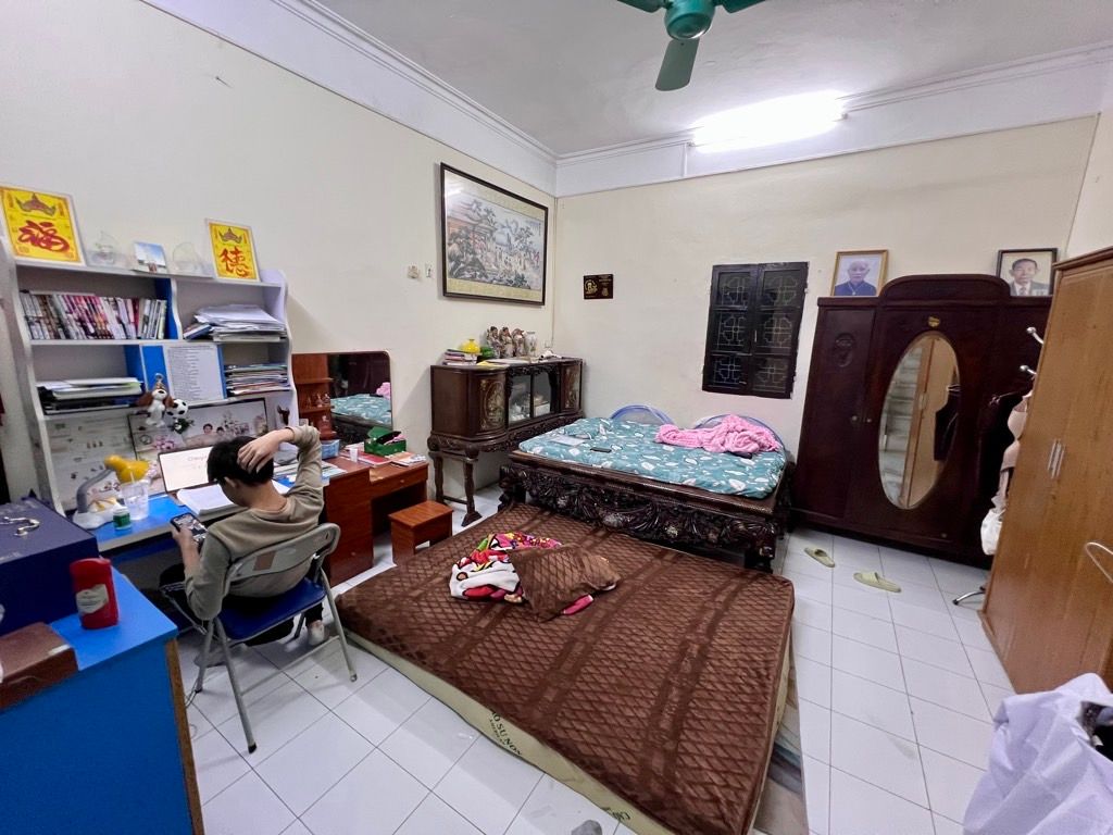 Bán nhà Tô Hiến Thành - diện tích 32m2 3 tầng - Nhà cách mặt phố khoảng 8m - giá 11,9 tỷ