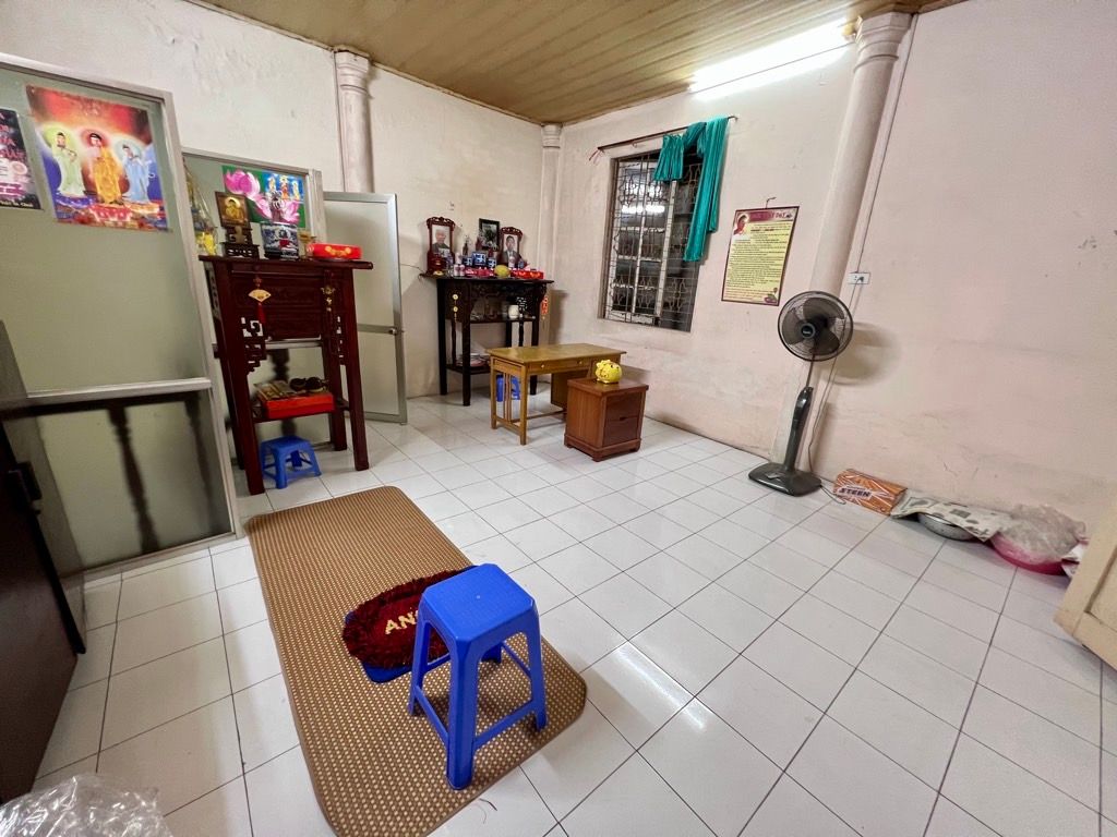 Bán nhà Tô Hiến Thành - diện tích 32m2 3 tầng - Nhà cách mặt phố khoảng 8m - giá 11,9 tỷ