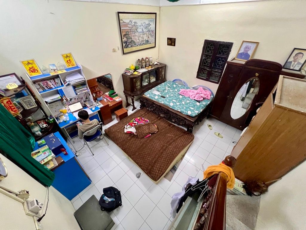 Bán nhà Tô Hiến Thành - diện tích 32m2 3 tầng - Nhà cách mặt phố khoảng 8m - giá 11,9 tỷ