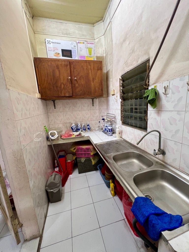 Bán nhà Tô Hiến Thành - diện tích 32m2 3 tầng - Nhà cách mặt phố khoảng 8m - giá 11,9 tỷ