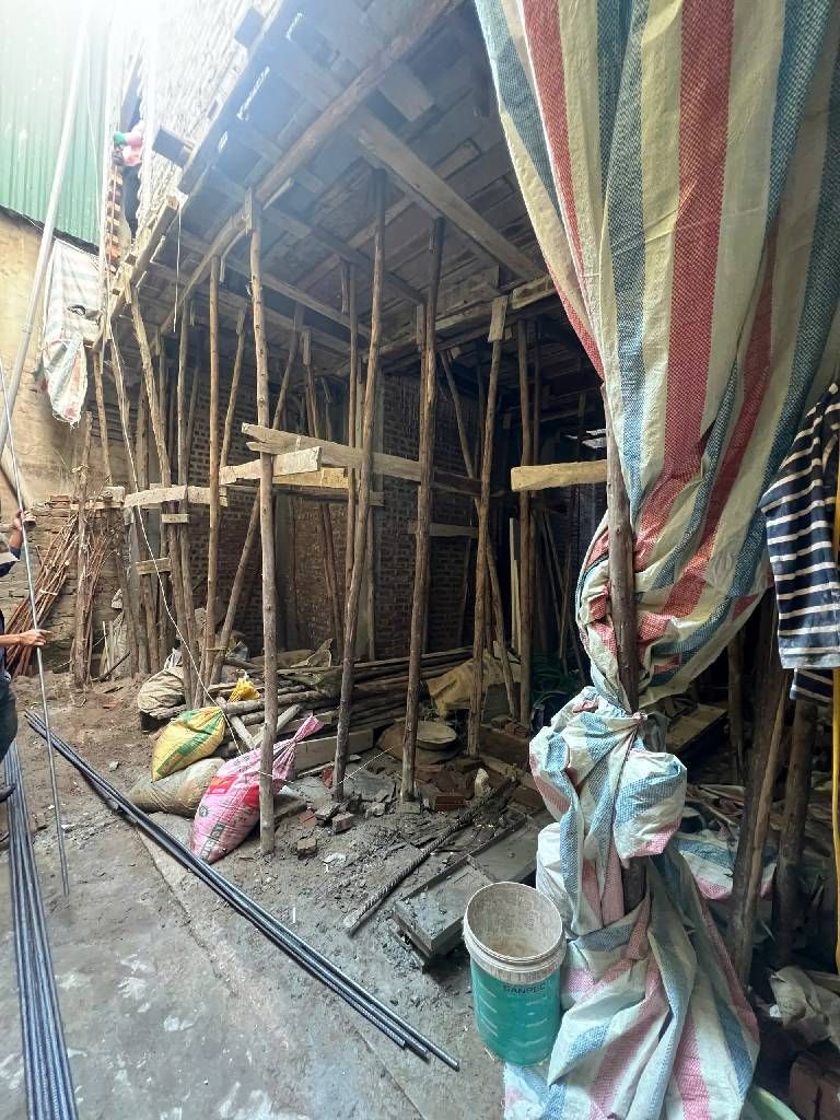 Bán nhà Giáp Bát - diện tích 31m2 5 tầng - SIÊU PHẨM XÂY MỚI TINH - giá 9,5 tỷ