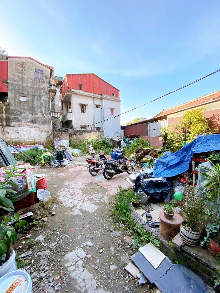 Bán nhà Trương Định - diện tích 39m2 5 tầng - Ô tô đỗ cổng - giá 12,8 tỷ