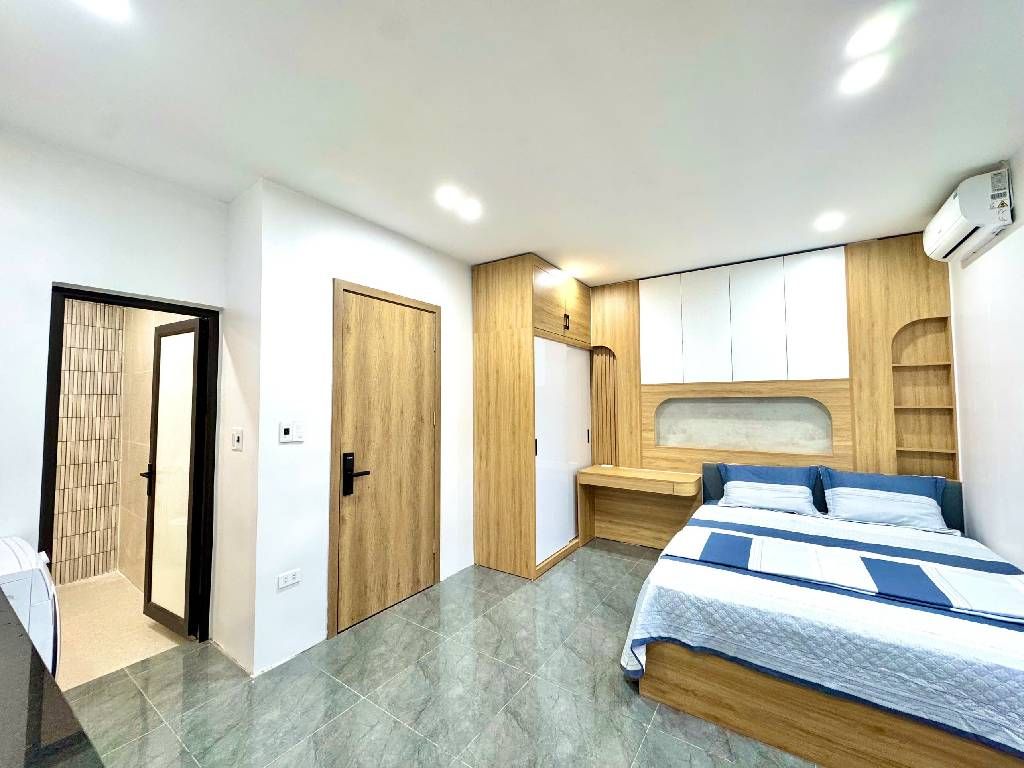 Bán nhà Lê Thanh Nghị - diện tích 26m2 6 tầng - Lô góc, kinh doanh - giá 11,8 tỷ