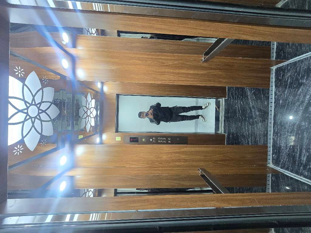 Bán nhà Lê Thanh Nghị - diện tích 26m2 6 tầng - Lô góc, kinh doanh - giá 11,8 tỷ