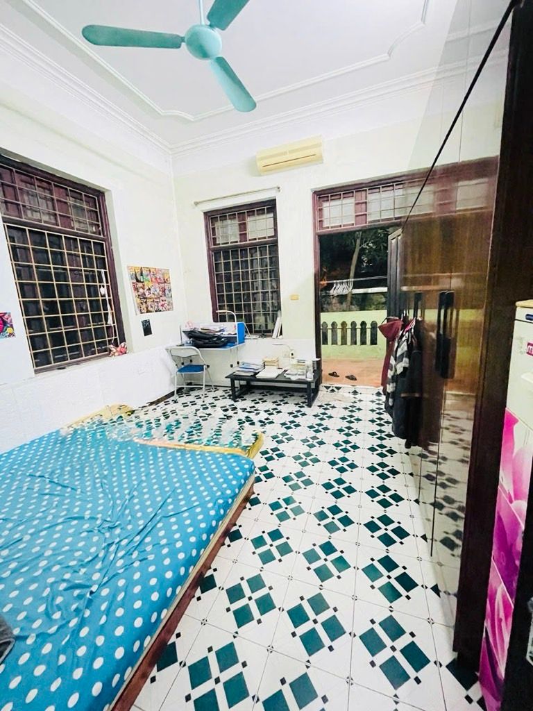 Bán nhà Minh Khai - diện tích 97m2 3 tầng - Lô góc, gần ô tô - giá 17,9 tỷ