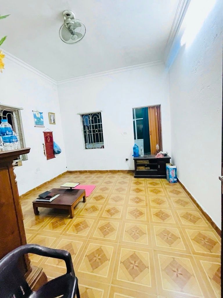 Bán nhà Minh Khai - diện tích 97m2 3 tầng - Lô góc, gần ô tô - giá 17,9 tỷ