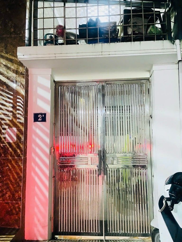 Bán nhà Minh Khai - diện tích 97m2 3 tầng - Lô góc, gần ô tô - giá 17,9 tỷ