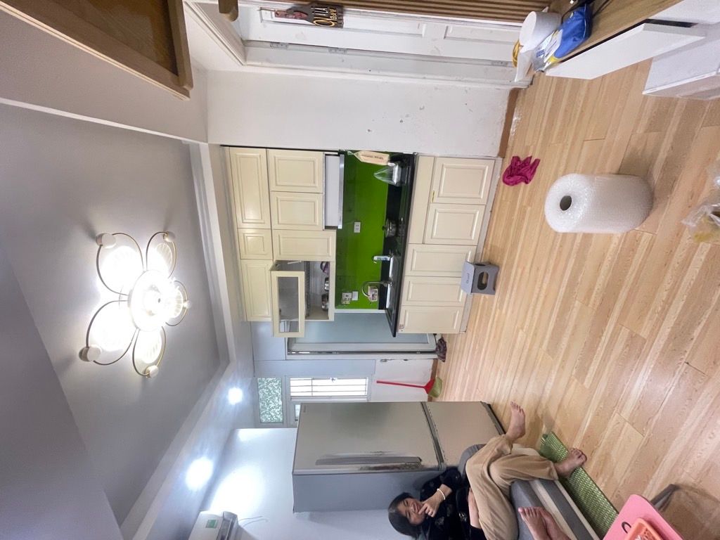 Bán nhà Hoàng Đạo Thành - diện tích 46m2 1 tầng - Sổ đỏ cả toà nhà - giá 2,45 tỷ