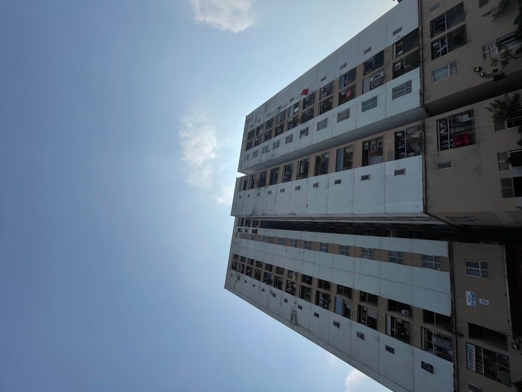 Bán nhà Hồ Linh Đàm - diện tích 39,3m2 4 tầng - Ô tô đỗ sảnh - giá 4,25 tỷ