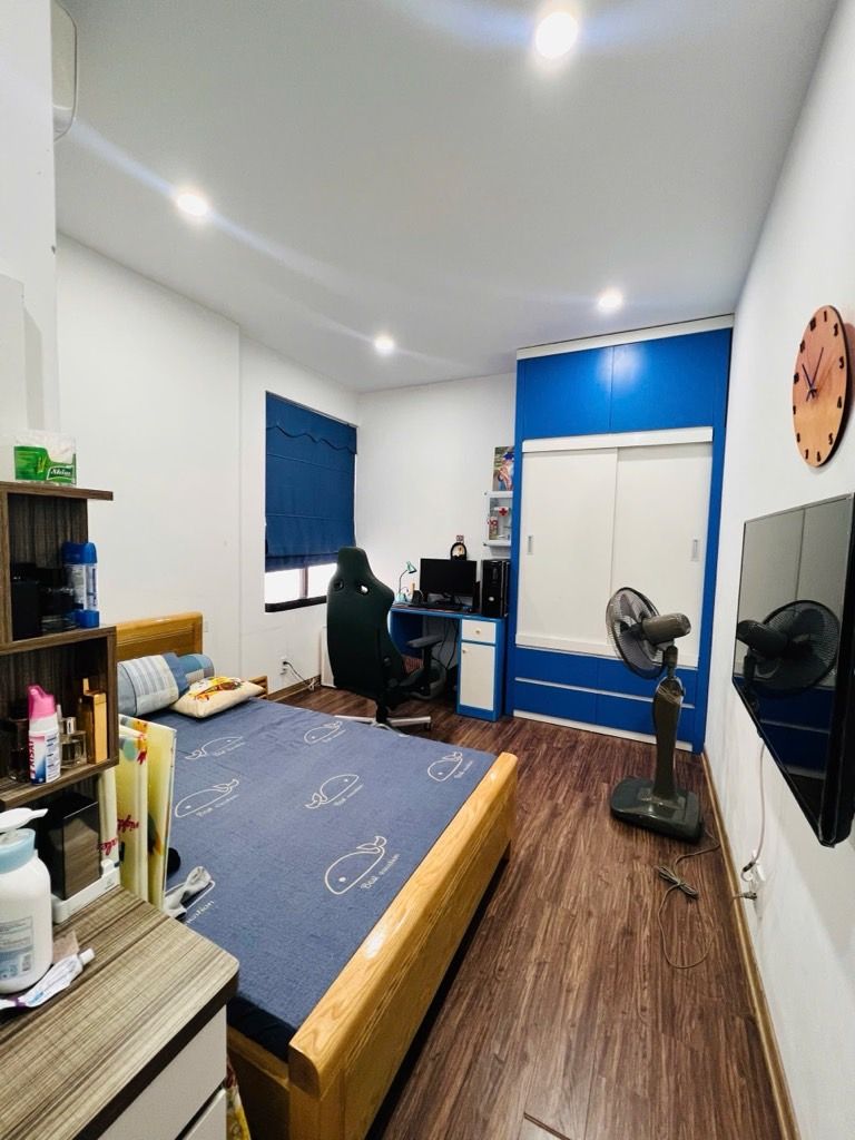 Bán nhà Lĩnh Nam - diện tích 76m2 23 tầng - Lô góc tầng cao - giá 6,8 tỷ