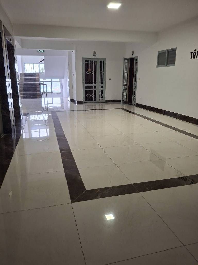 Bán nhà KĐT Pháp Vân - diện tích 91m2 9 tầng - Sổ đỏ chính chủ - giá 6,3 tỷ