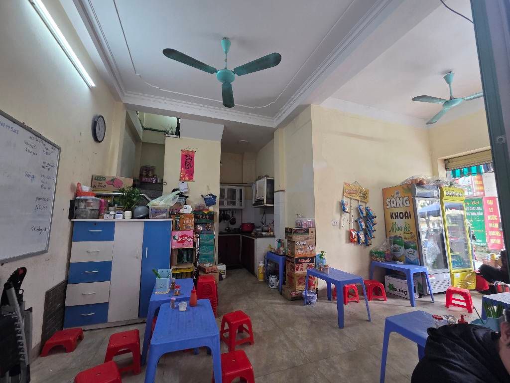 Bán nhà Vũ Hữu - diện tích 34m2 3 tầng - Mặt phố, lô góc - giá 5,1 tỷ