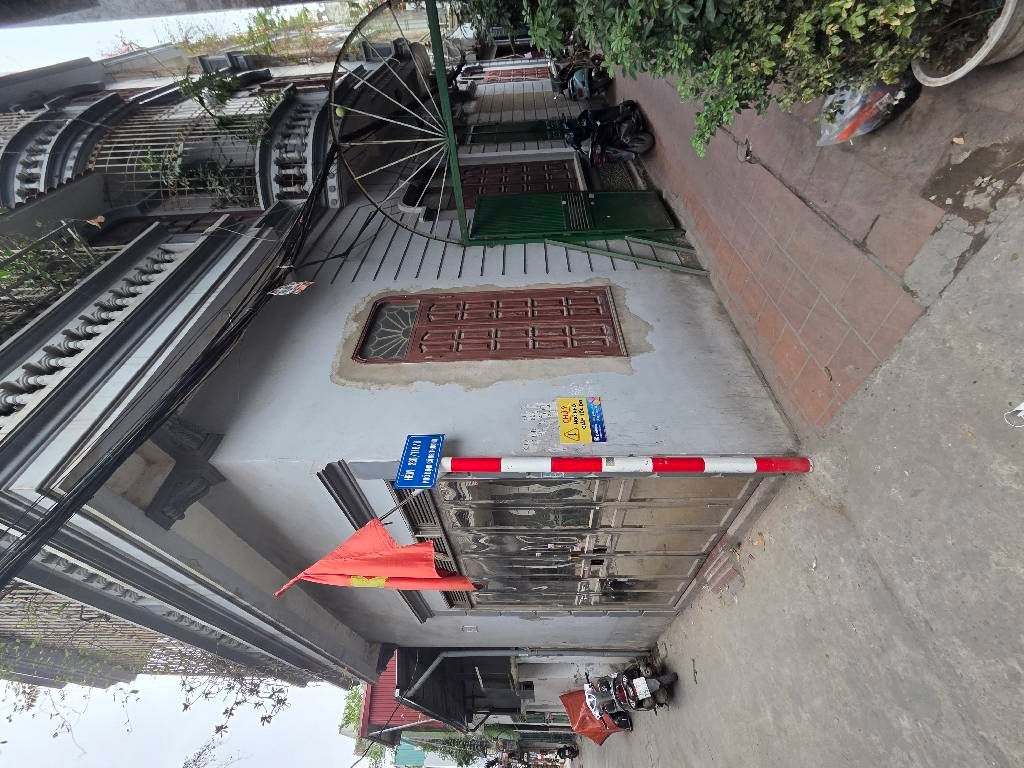 Bán nhà Định Công Thượng - diện tích 39.5m2 2 tầng - HÀNG CĐC - giá 4,1 tỷ