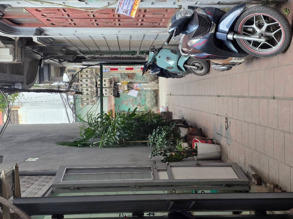 Bán nhà Định Công Thượng - diện tích 39.5m2 2 tầng - HÀNG CĐC - giá 4,1 tỷ