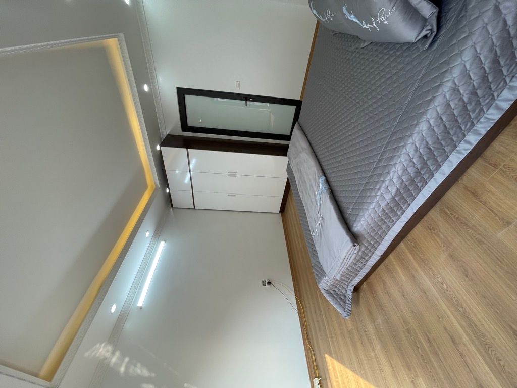 Bán nhà Nguyễn Khoái - diện tích 30m2 5 tầng - Ngõ 3 gác vào tận cửa - giá 6,98 tỷ