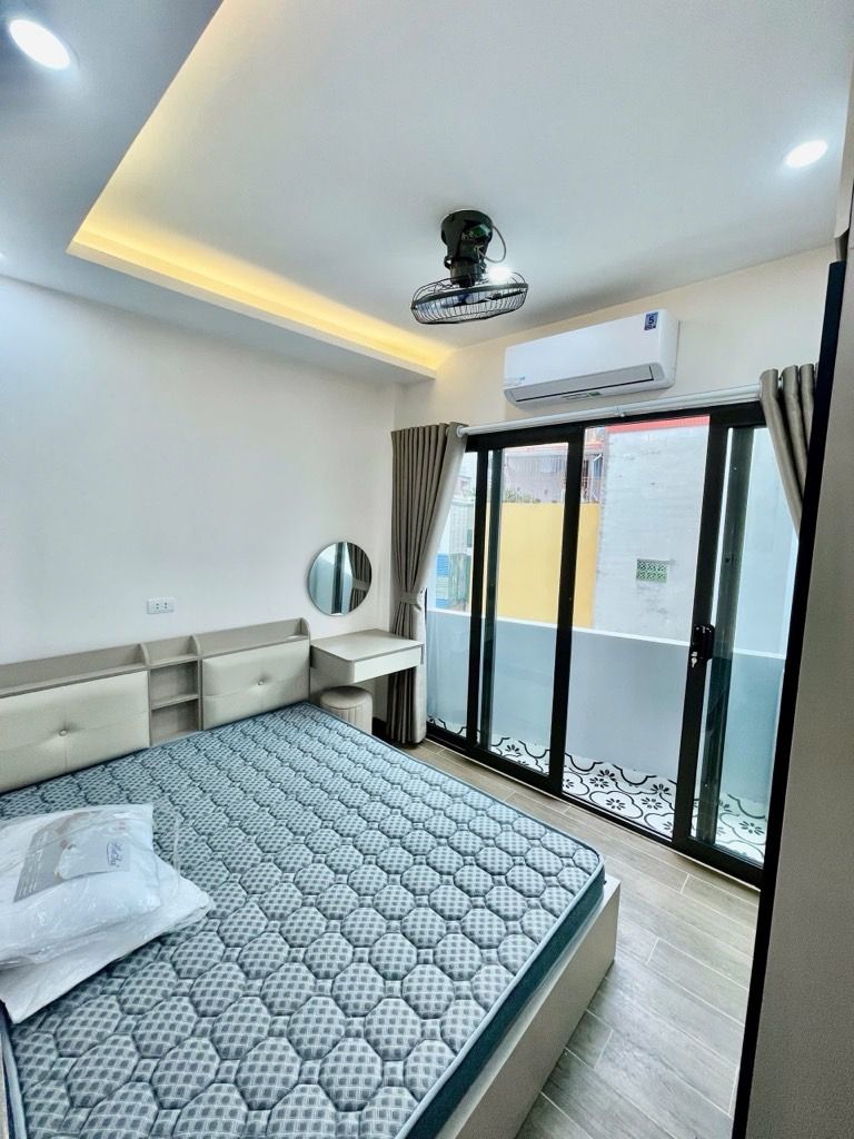 Bán nhà Dương Văn Bé - diện tích 61m2 6 tầng - Cực hiếm - giá 16,0 tỷ