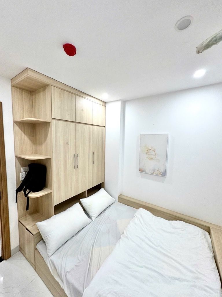 Bán nhà Ngõ Hoàng An - diện tích 50m2 3 tầng - Căn hộ mới, nội thất đẹp - giá 2,5 tỷ