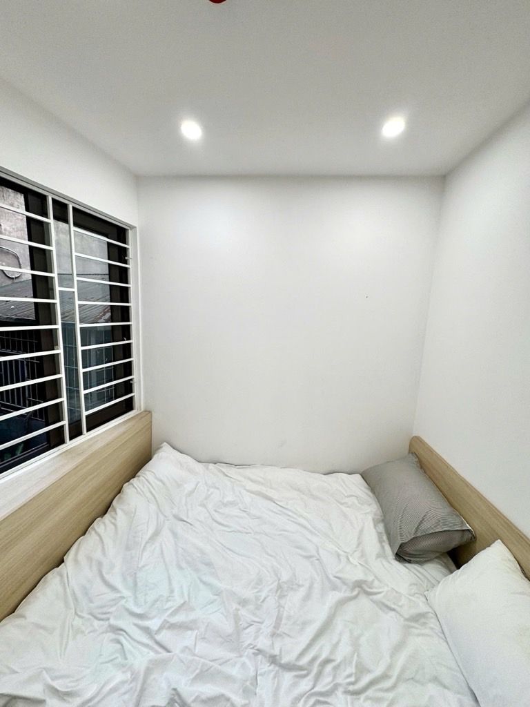Bán nhà Ngõ Hoàng An - diện tích 50m2 3 tầng - Căn hộ mới, nội thất đẹp - giá 2,5 tỷ