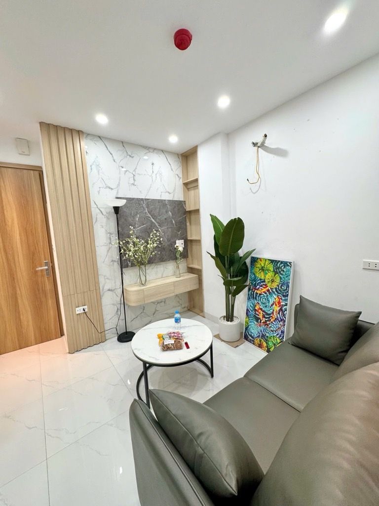 Bán nhà Ngõ Hoàng An - diện tích 50m2 3 tầng - Căn hộ mới, nội thất đẹp - giá 2,5 tỷ