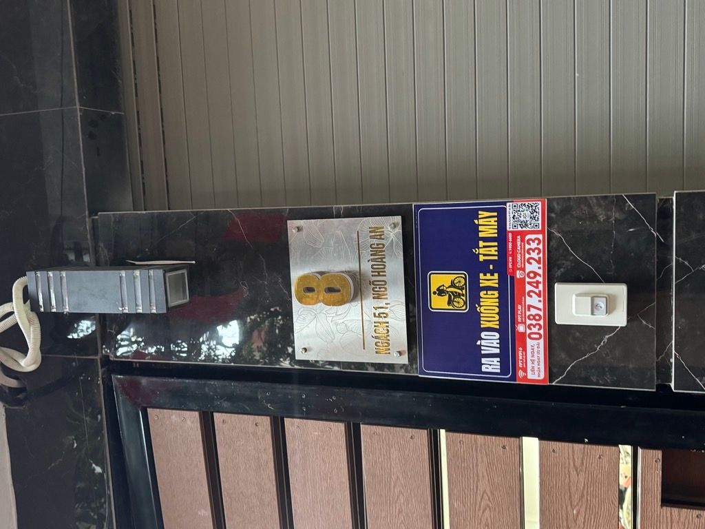 Bán nhà Ngõ Hoàng An - diện tích 50m2 3 tầng - Căn hộ mới, nội thất đẹp - giá 2,5 tỷ