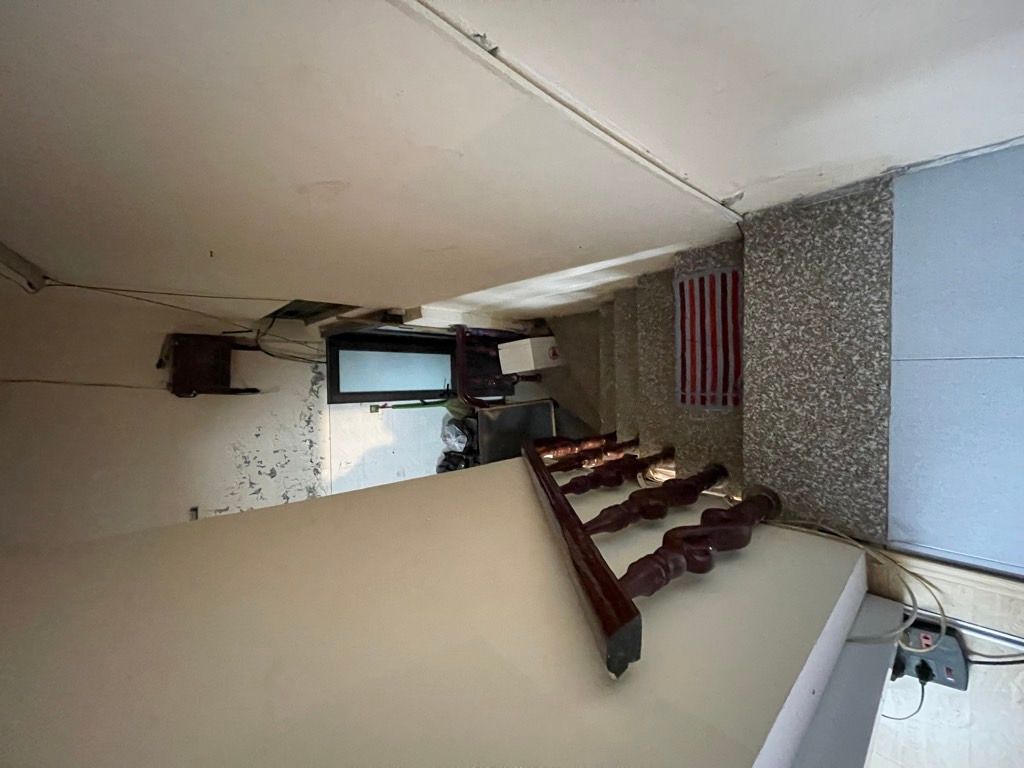 Bán nhà Định Công Thượng - diện tích 36m2 2 tầng - Căn nhà cấp 4 nhỏ xinh - giá 1,75 tỷ