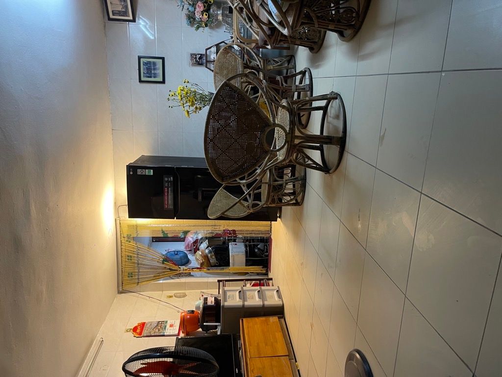 Bán nhà Định Công Thượng - diện tích 36m2 2 tầng - Căn nhà cấp 4 nhỏ xinh - giá 1,75 tỷ