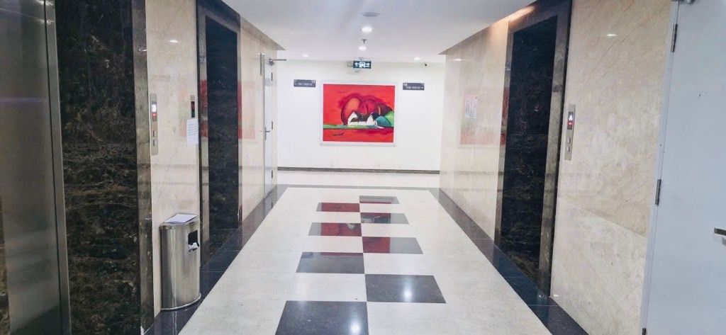 Bán nhà Nguyễn Đức Cảnh - diện tích 90.4m2 24 tầng - Căn hộ lô góc - giá 8,4 tỷ