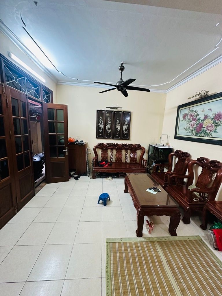 Bán nhà Lương Sử A - diện tích 35,8m2 4 tầng - Lô góc - giá 8 tỷ