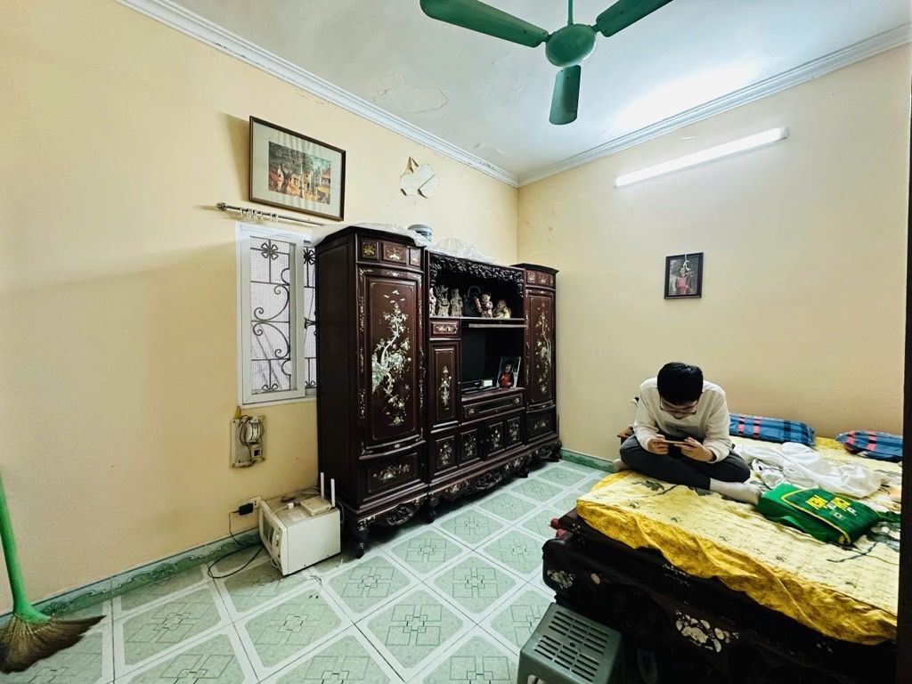 Bán nhà Lương Sử A - diện tích 35,8m2 4 tầng - Lô góc - giá 8 tỷ