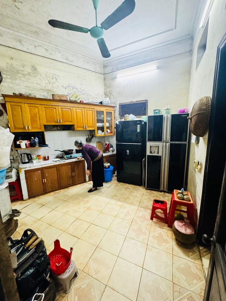 Bán nhà Trương Định - diện tích 67m2 3 tầng - Lô góc - giá 20,5 tỷ