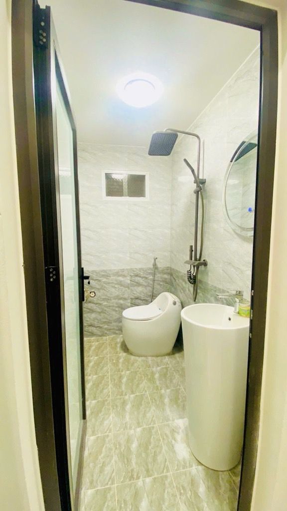 Bán nhà Hoà Bình - diện tích 41.1m2 4 tầng - Nhà mới tầm tiền diện tích đủ công năng không có đối thủ - giá 8,5 tỷ