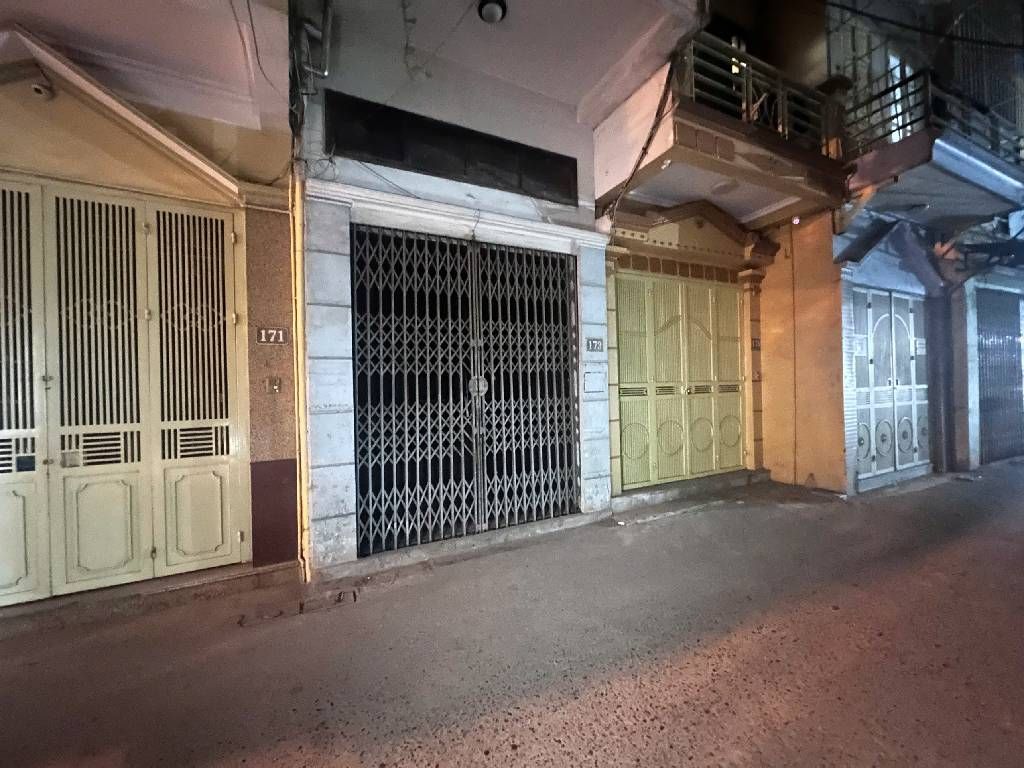 Bán nhà Cự Lộc - diện tích 25m2 4 tầng - Ô tô đỗ cửa - giá 8,9 tỷ