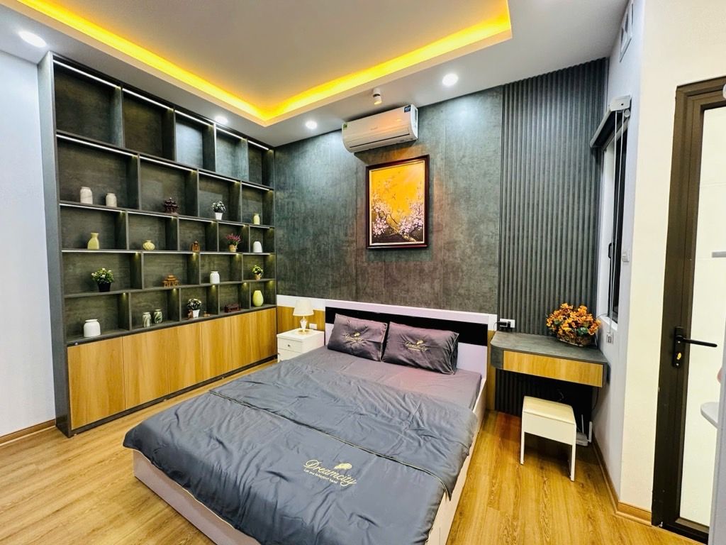 Bán nhà Vũ Tông Phan - diện tích 51m2 3 tầng - Nhà đẹp long lanh, tặng full nội thất - giá 11,5 tỷ