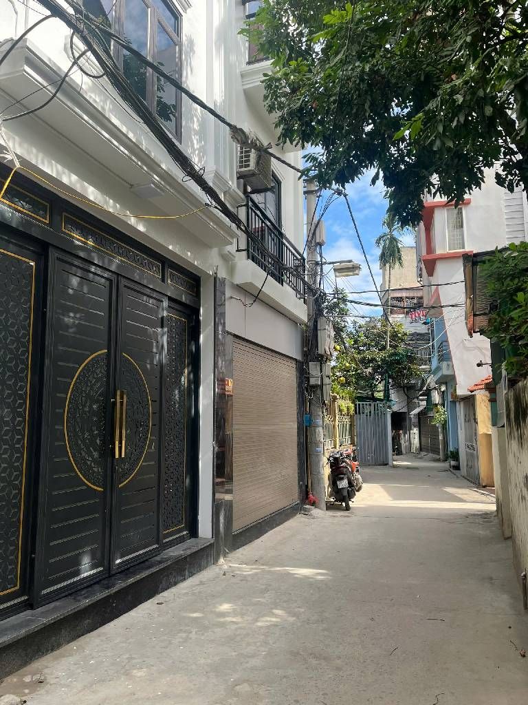 Bán nhà Nguyễn Khoái - diện tích 30m2 4 tầng - Ngõ ô tô - giá 5,9 tỷ