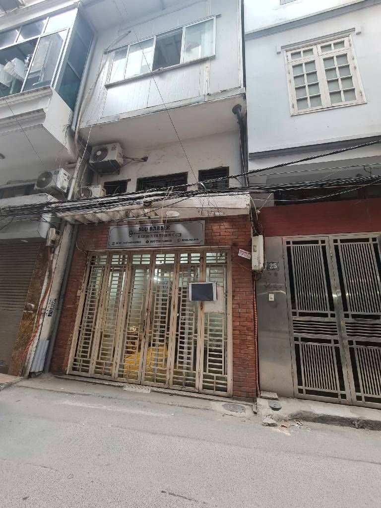 Bán nhà Thịnh Hào - diện tích 28m2 4 tầng - Ô tô tránh - giá 13 tỷ