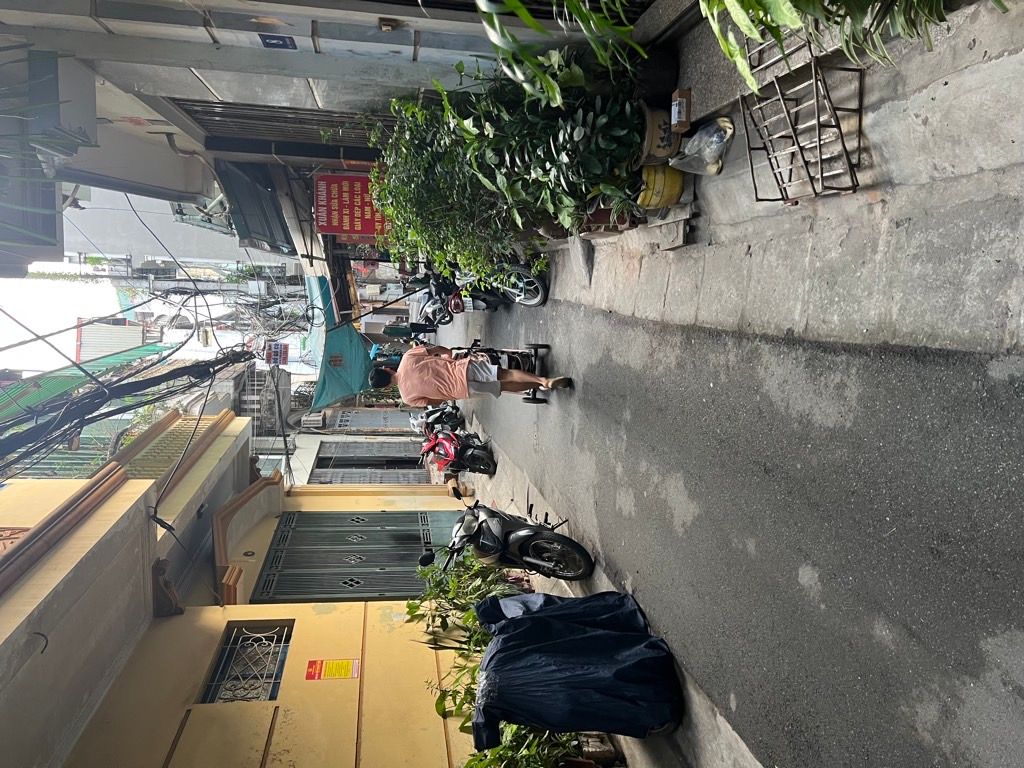 Bán nhà Vân Hồ - diện tích 50m2 6 tầng - Lô góc ô tô đỗ cổng - giá 2,999 tỷ